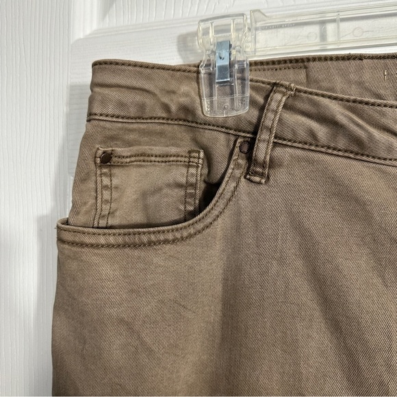 Jones New York Lexington Straight jeans, size 14, tan, stretch, office, date - Picture 11 of 12